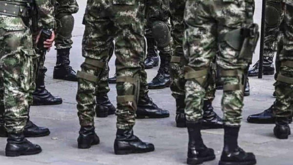 Un militar muerto y seis heridos deja grave atentado contra base militar en Arauca