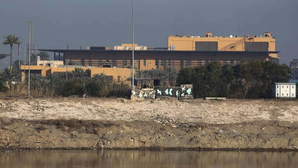 Tres cohetes caen cerca de la embajada de EE.UU. en Irak