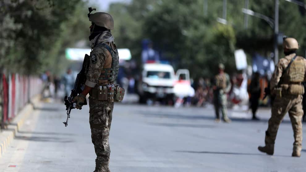Al menos 24 muertos deja ataque cerca de un mitin político en Afganistán