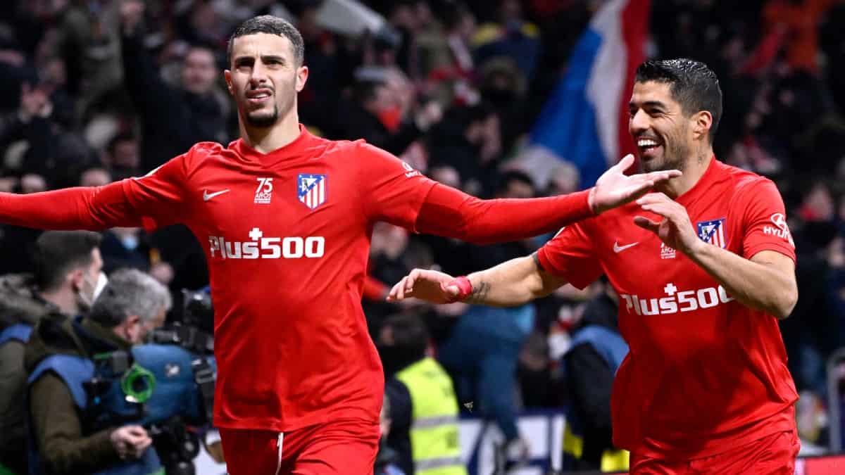 Mario Hermoso y Luis Suárez en la victoria de Atlético de Madrid