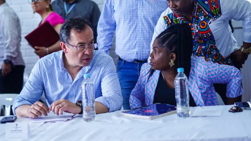 La primera audiencia pública nacional entre el Gobierno Nacional y los colectivos de la primera línea