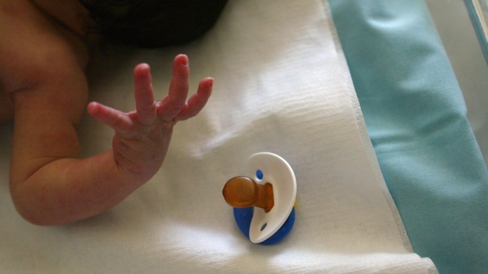 ¿Por qué los nacidos por cesárea están más expuestos a bacterias?