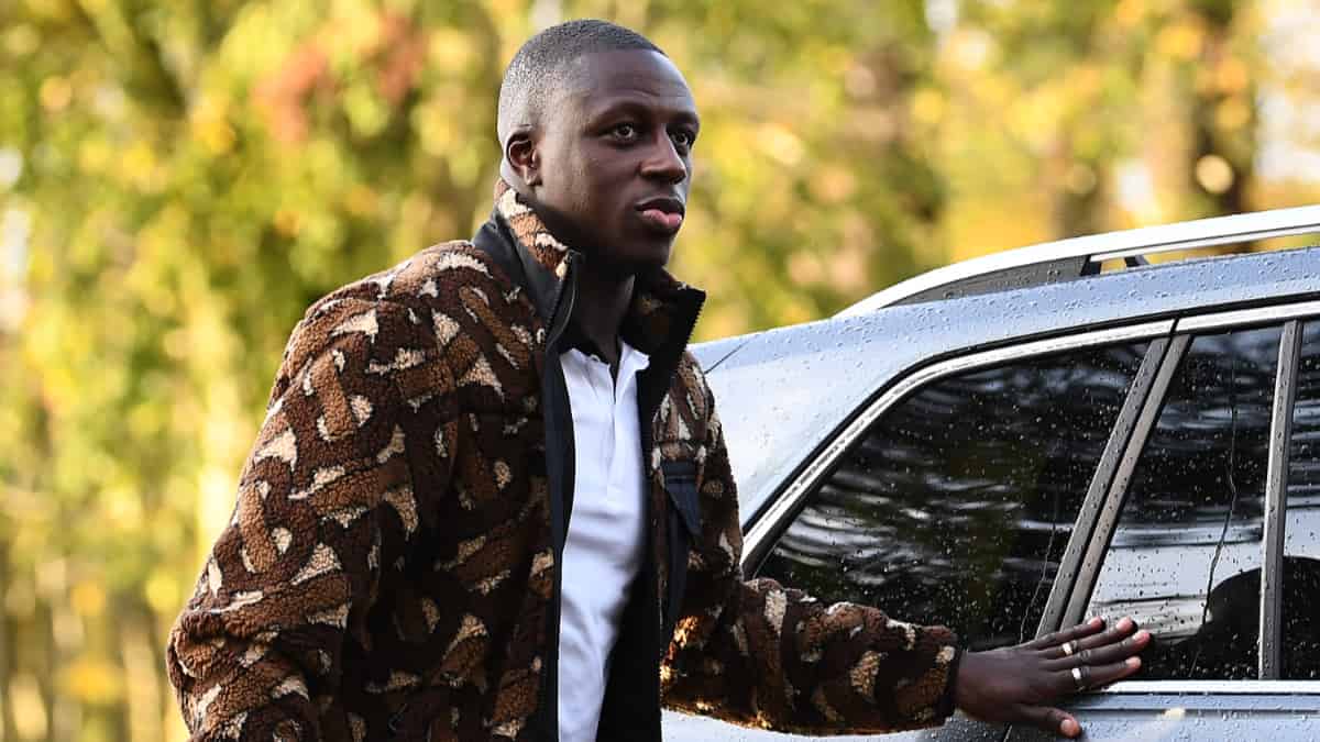 futbolista del Manchester City Benjamin Mendy es acusado de violación