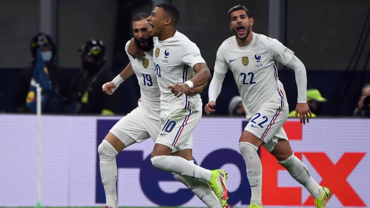 Karim Benzema y Kylian Mbappé