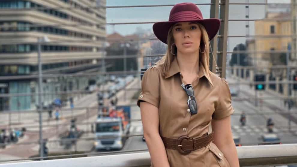 Ella es Bianca Dobroiu la modelo que lleva 57 días con coronavirus