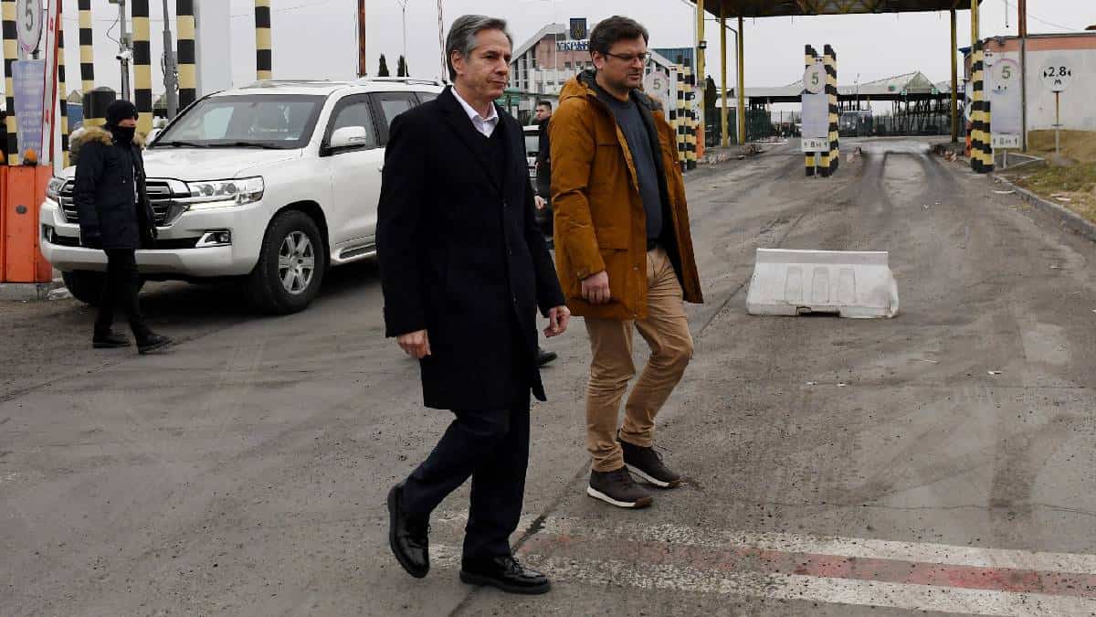 Blinken se reunió con secretario de Estado de Ucrania en Polonia