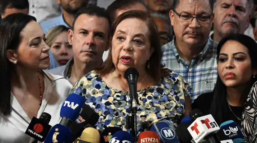 Denuncian bloqueo al postular Corina Yoris en Venezuela