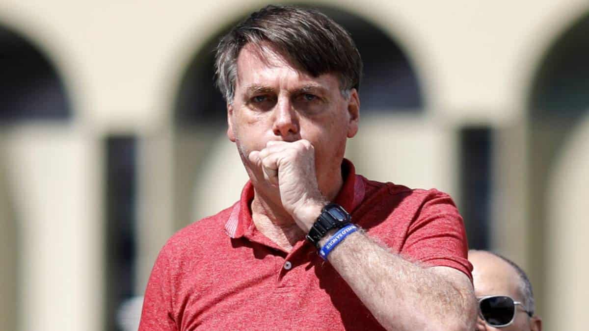 Jair Bolsonaro internado en Brasilia por crisis de hipo y dolor abdominal