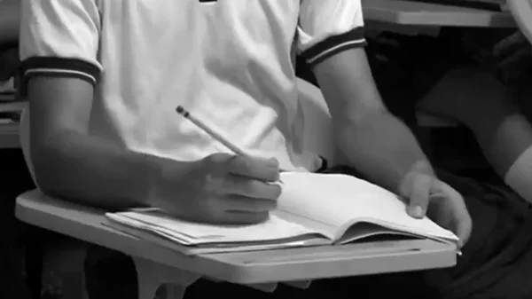 “El acoso escolar mata”: madre de joven víctima de bullying en el colegio “El acoso escolar mata”: madre de joven víctima de bullying en el colegio