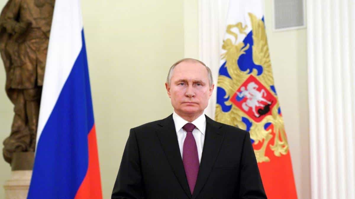 Vladimir Putin pide a los rusos que se vacunen contra el coronavirus