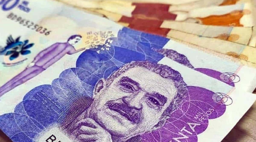 Calificación crediticia de Colombia pasa a ser negativa