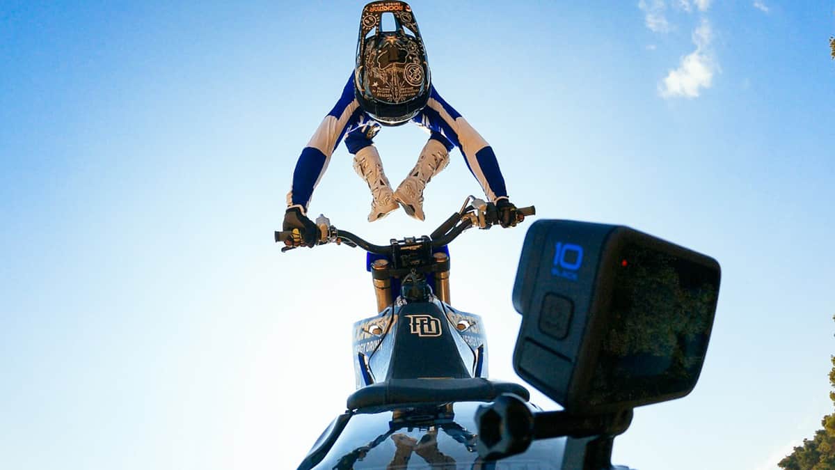 ¿Cómo ganar 1 millón de dólares con una cámara fotográfica?