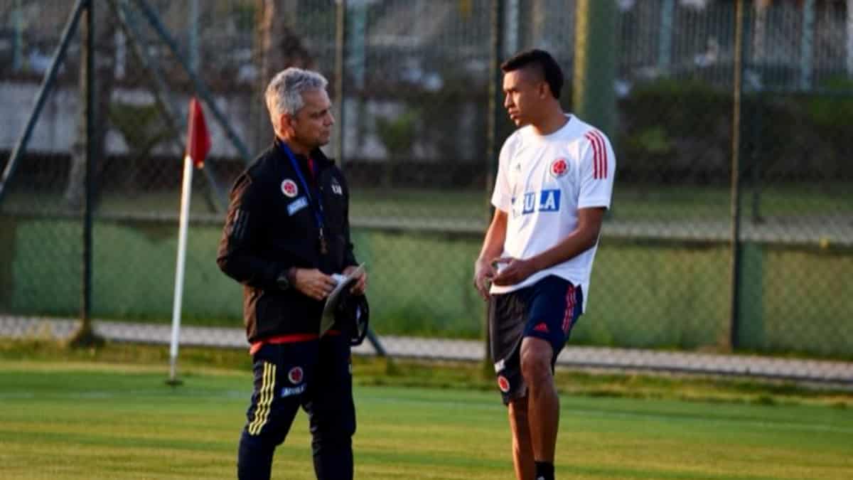 La Selección Colombia entrenó con cinco jugadores en Brasil