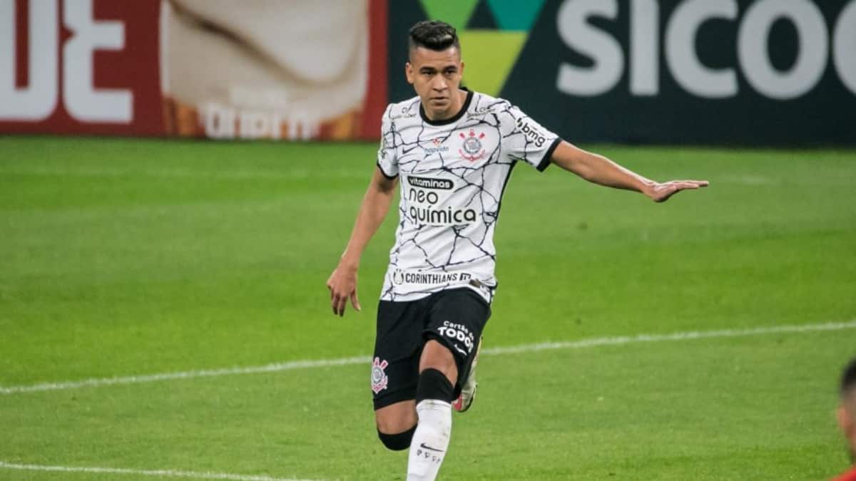 Víctor Cantillo fue expulsado por pelea con jugadores de Boca Juniors