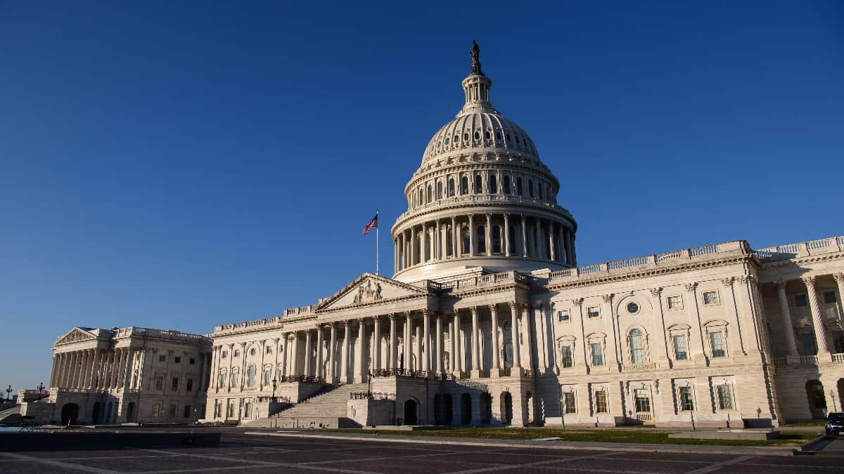 Milicia planea irrumpir en el Capitolio, según Policía de EE.UU.