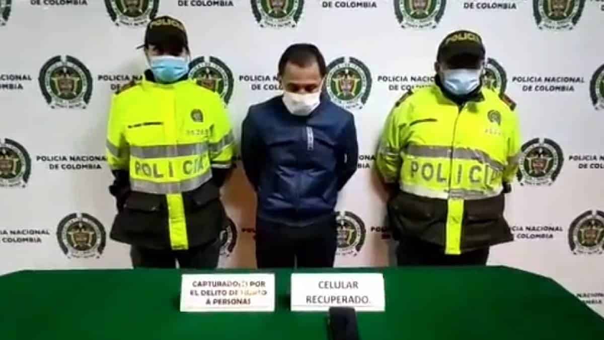 Hombre capturado en San Cristóbal por intentar robar un celular