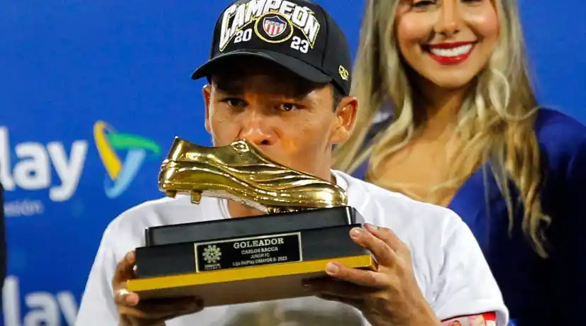 Carlos Bacca no se olvidó del doctor Fernández: “Sigo esperando una disculpa”