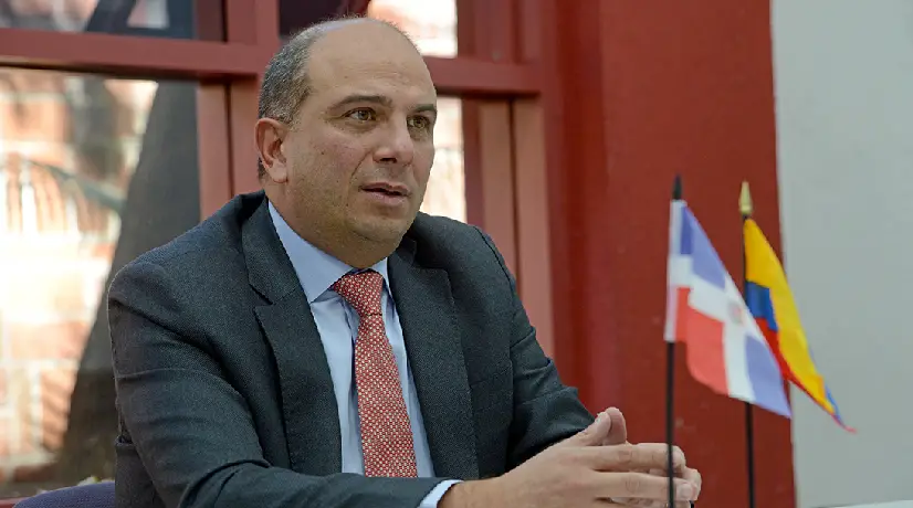 Defensor del Pueblo, Carlos Camargo, fue elegido presidente de la FIO