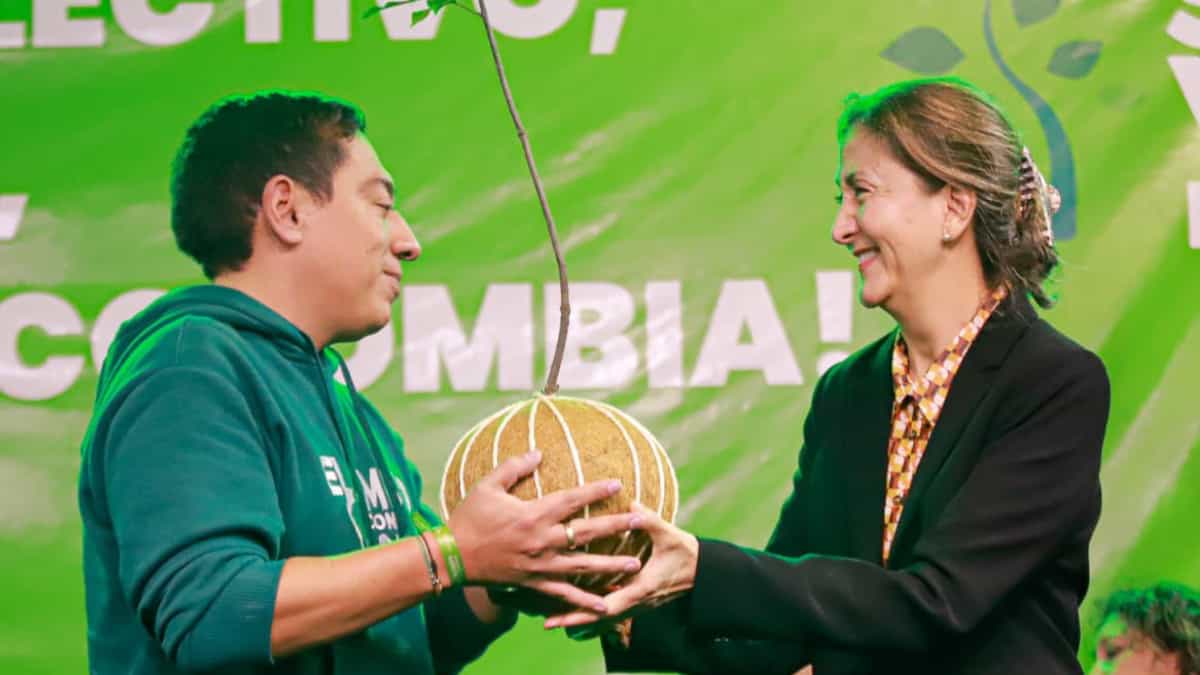 Partido Verde Oxígeno avaló precandidatura presidencial de Carlos Amaya