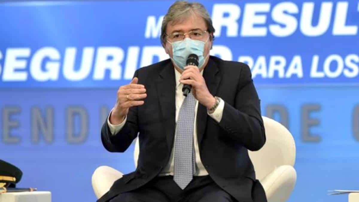 Carlos Holmes Trujillo