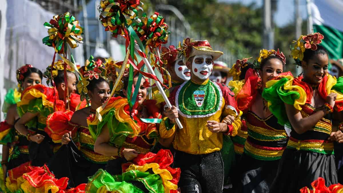 Foto: AFP Anuncian aplazamiento del carnaval de Barranquilla 2021