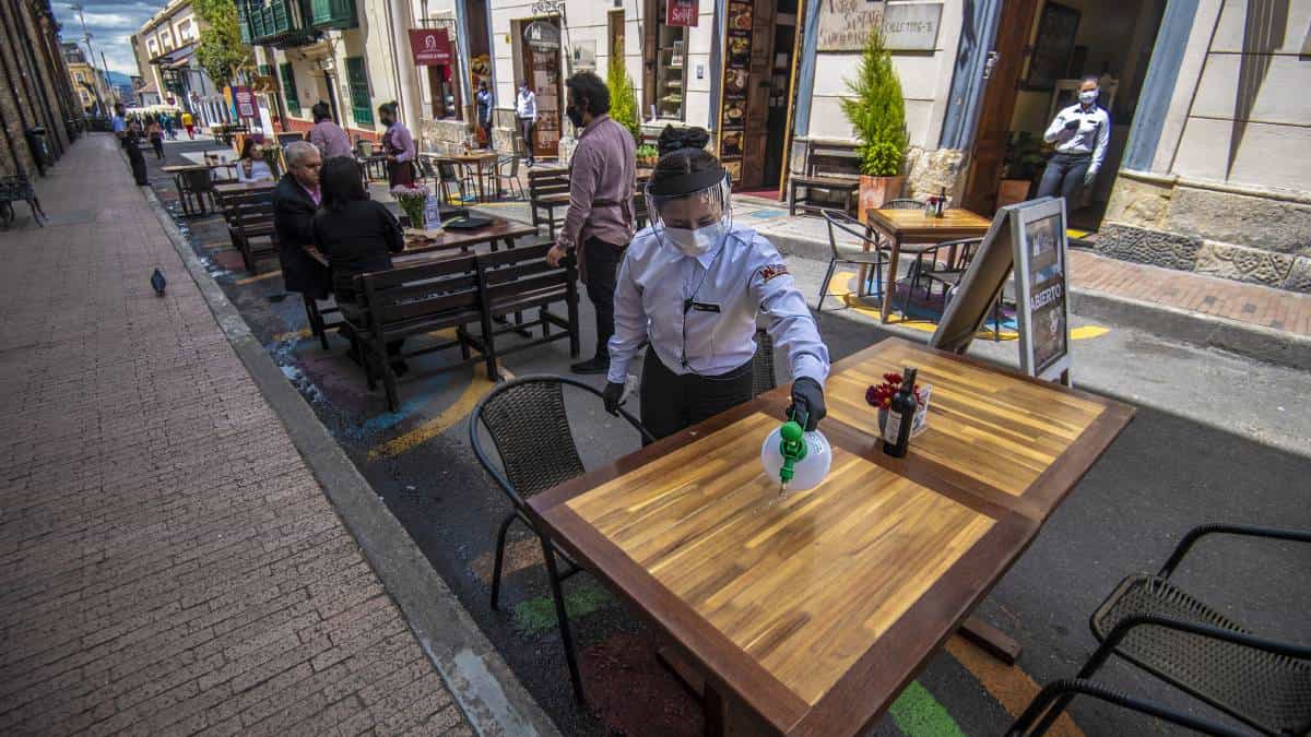 Foto: AFP Bogotá registró 2.299 casos de coronavirus este jueves