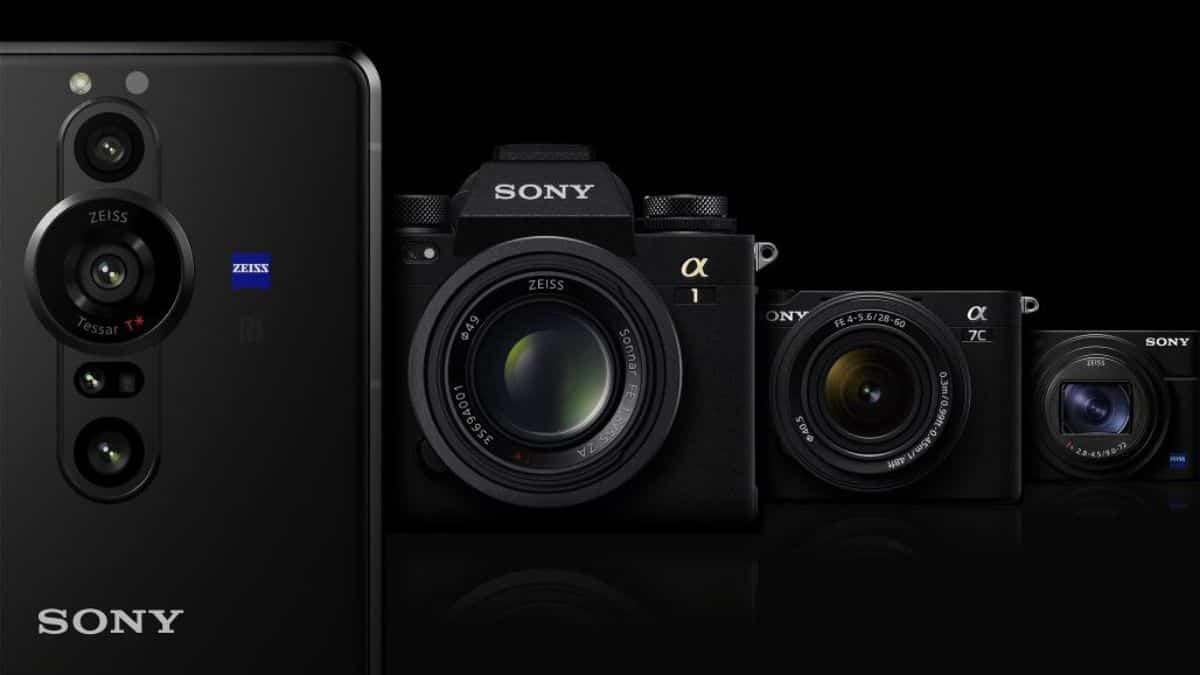 Sony presenta un nuevo móvil con una cámara casi compacta