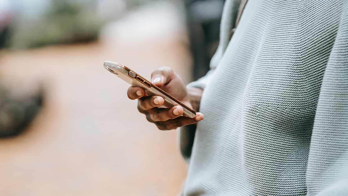 Microsoft patenta un chat Bot para hablar con un ser querido fallecido