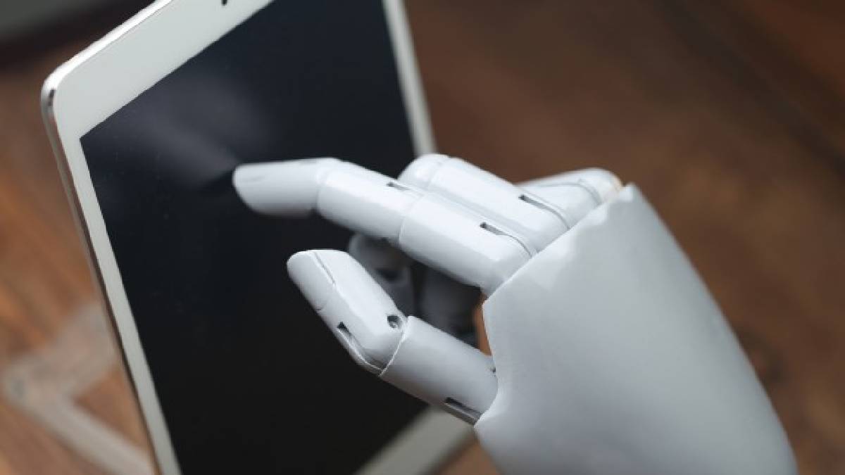 La comida de un restaurante en China cae del cielo