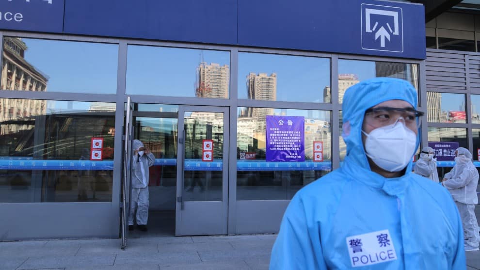 Por temor a nueva ola de contagios, ciudad China vuelve al confinamiento