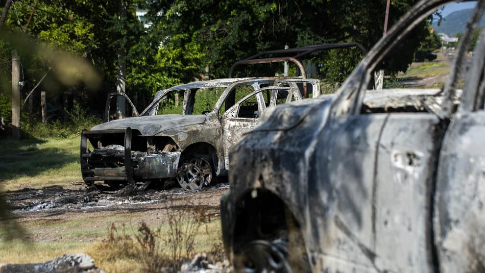 Emboscada de grupo criminal dejó 14 policías muertos en Michoacán, México