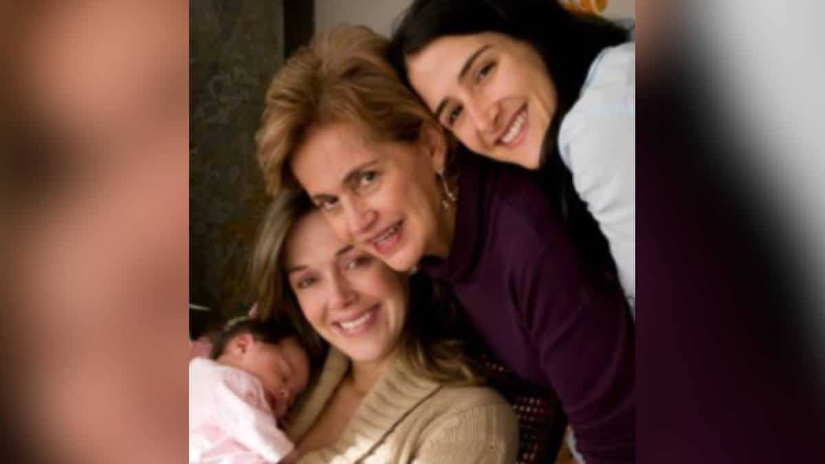 Claudia Elena Vásquez y su mamá
