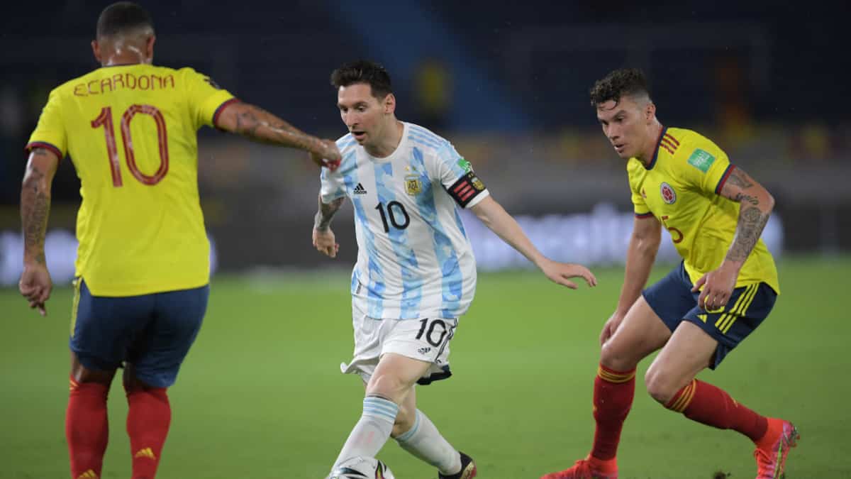 Partido Argentina-Colombia podría cambiar de sede