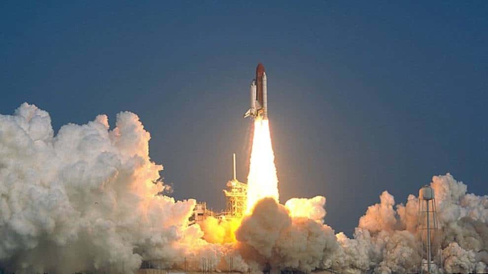 Foto: Freepik Por coronavirus, la Nasa suspende construcción de cohete que iría a la Luna