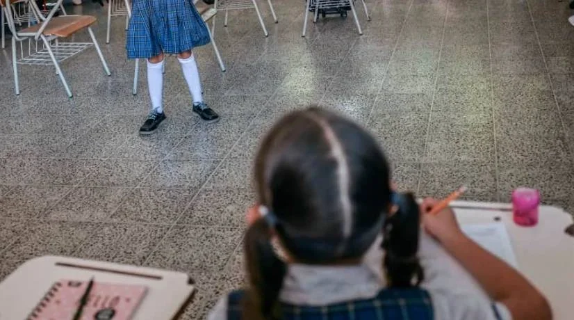 Denuncian obras de colegio en Medellín que no terminan