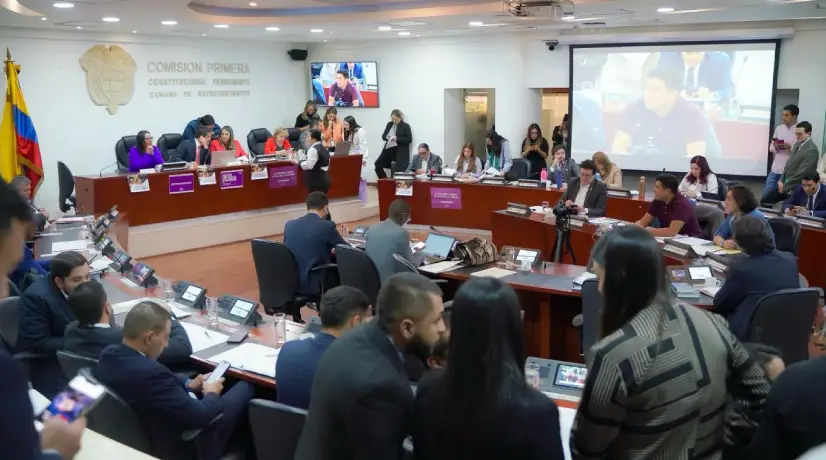 Avanza ley contra la violencia vicaria: ¿Qué es?