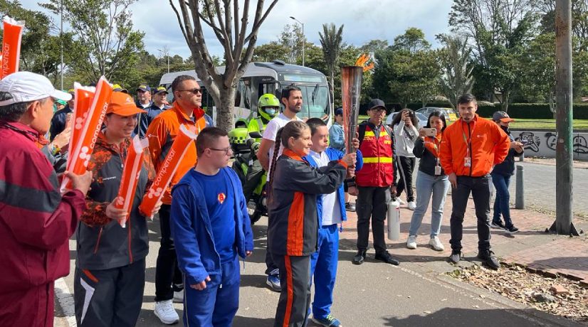 Con la llama de la amistad iniciaron Olimpiadas Fides