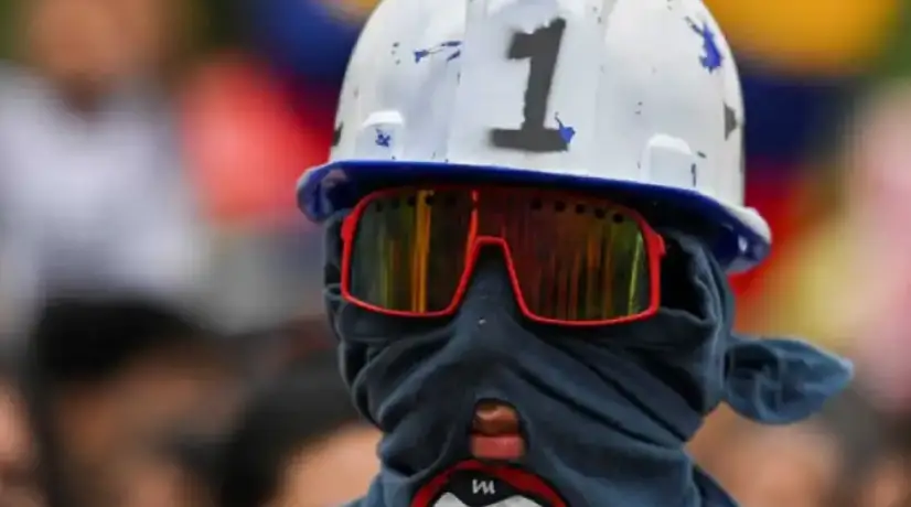 nombres del segundo grupo de jóvenes de la primera línea que serán liberados.