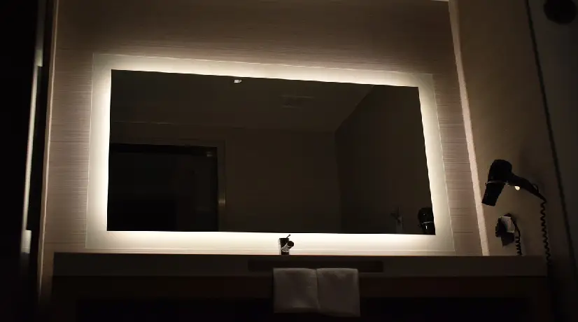 Atrapados en la Luz: Los efectos de la contaminación lumínica en la salud del ser humano