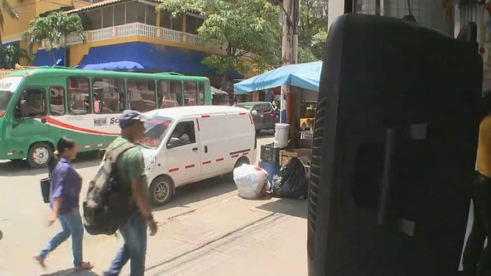 Las ciudades colombianas no se salvan de este padecimiento, pues en varios sitios, la bulla puede llegar hasta altas horas de la noche.