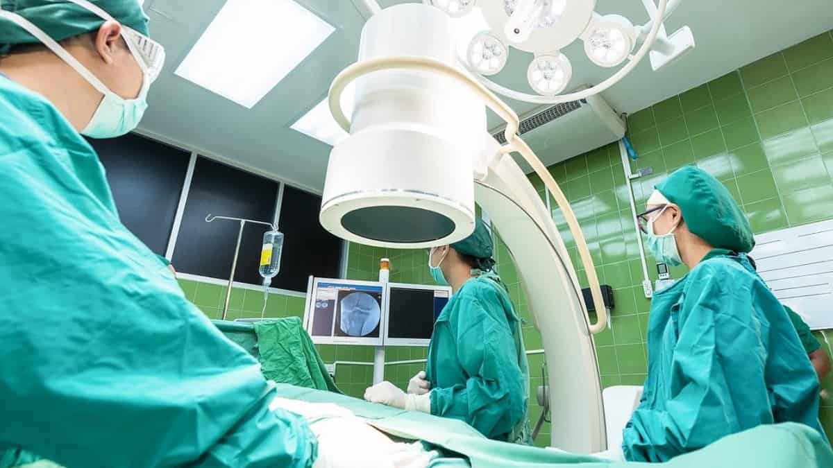 Murió hombre que recibió un trasplante de corazón de cerdo en Estados Unidos