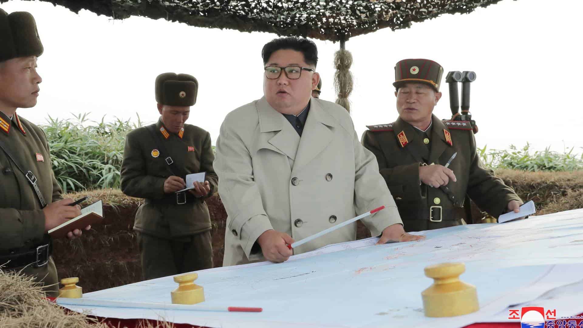 Corea del Norte disparó dos misiles no identificados
