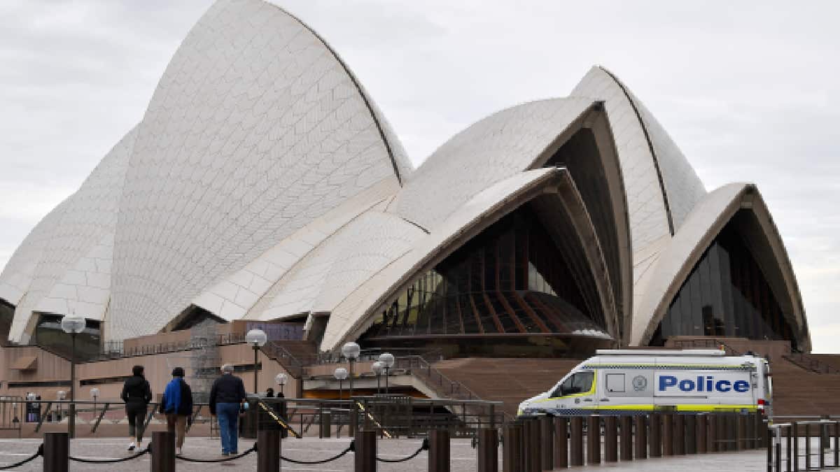 Extienden confinamiento en Sidney. La ciudad registra baja tasa de vacunación.