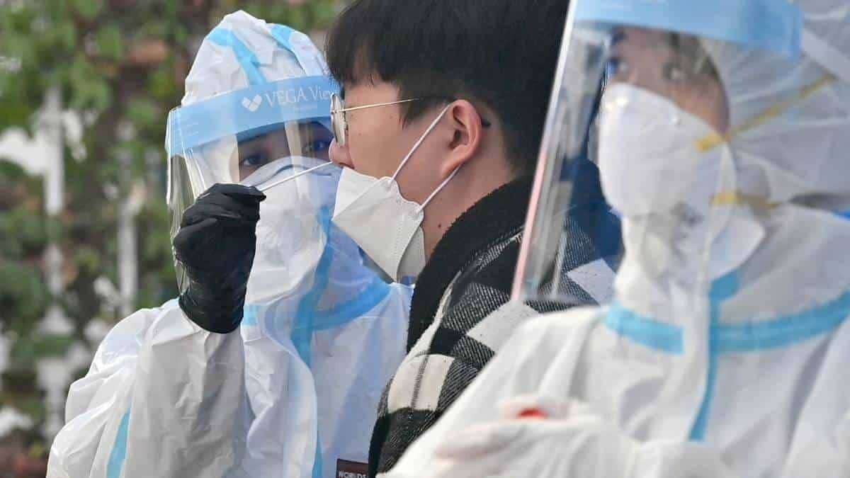 China registró nuevo récord de casos diarios de covid