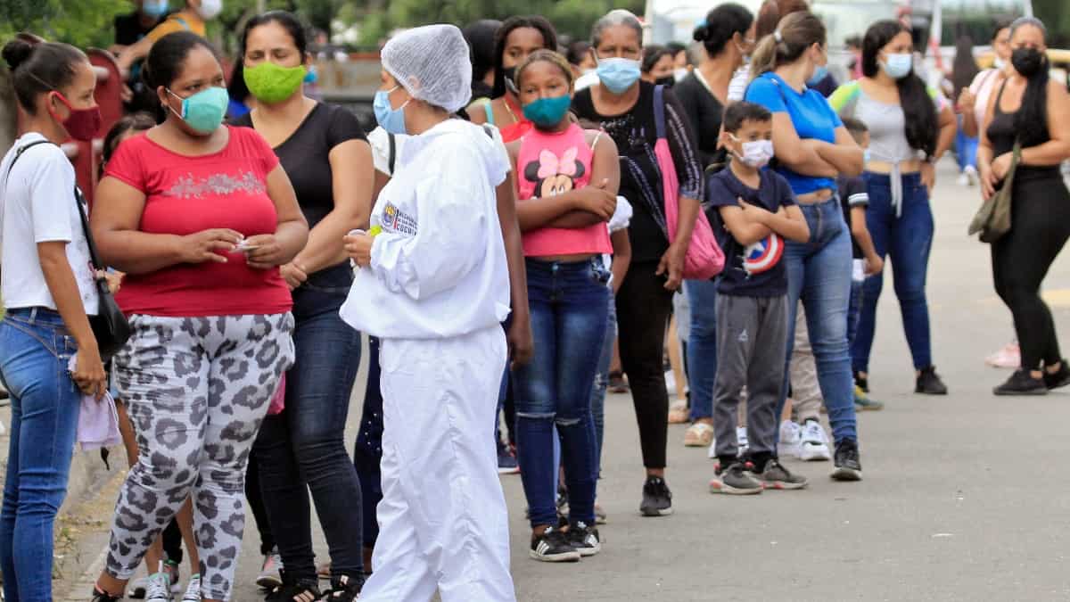 Coronavirus en Colombia: 3.281 nuevos contagios y 37 muertes este lunes