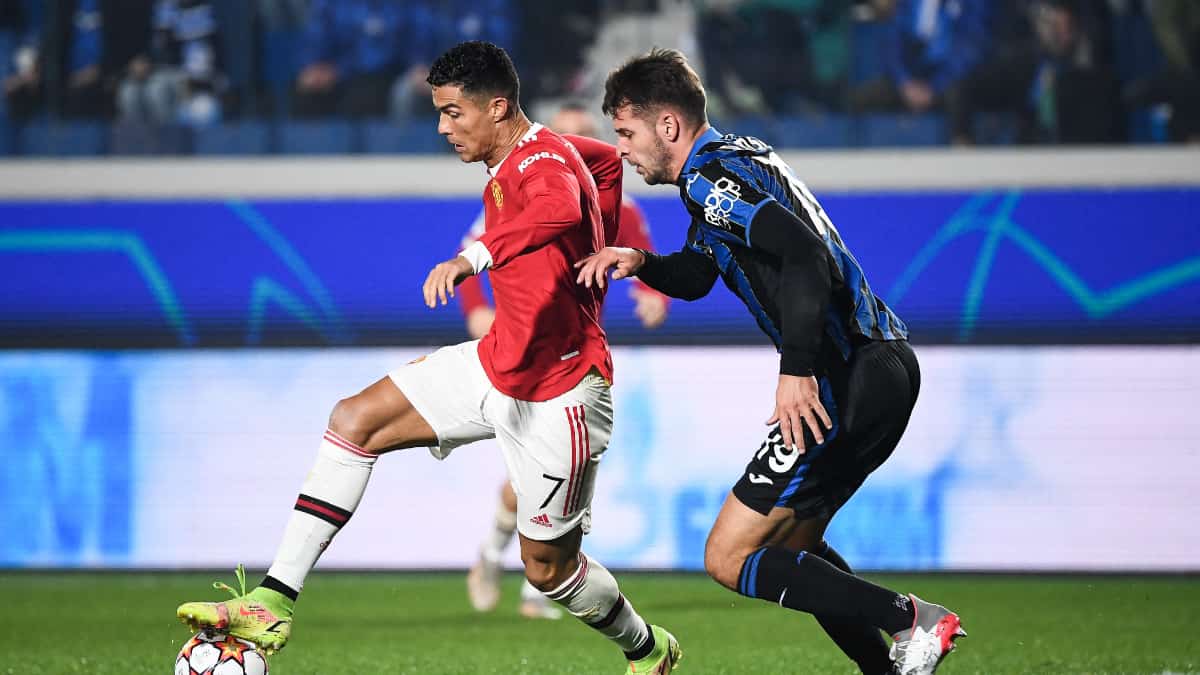 Cristiano Ronaldo rescató un empate para el United ante Atalanta