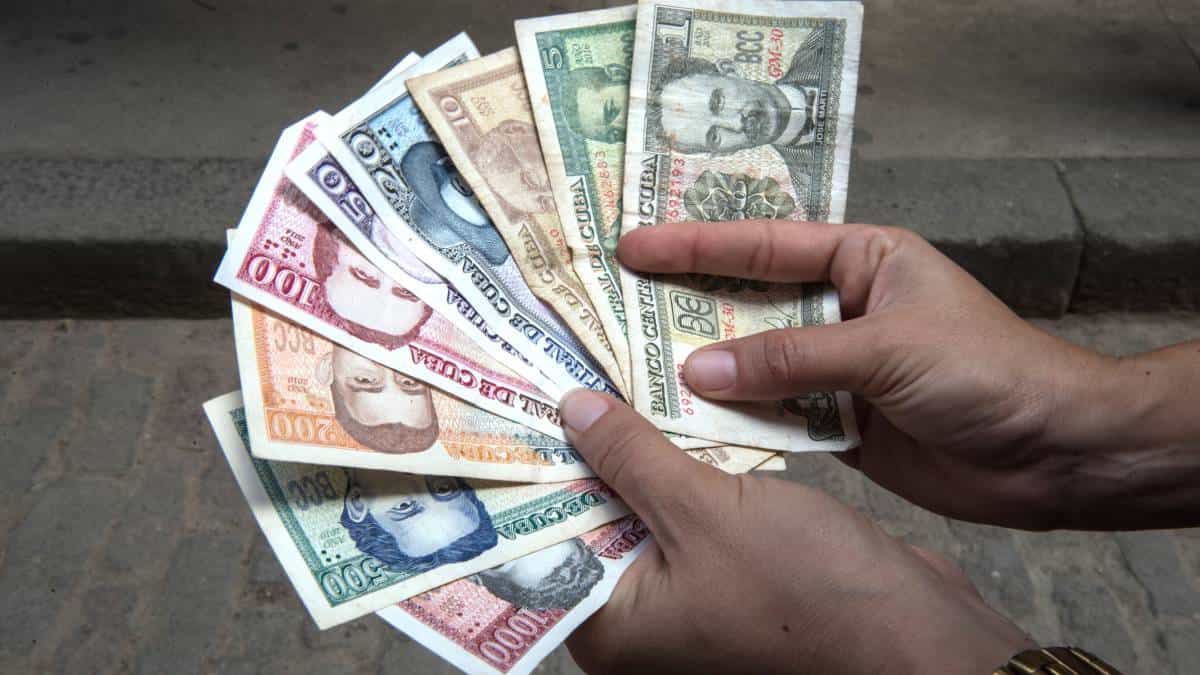 Cuba anunció que unificará sus dos monedas a partir del 2021