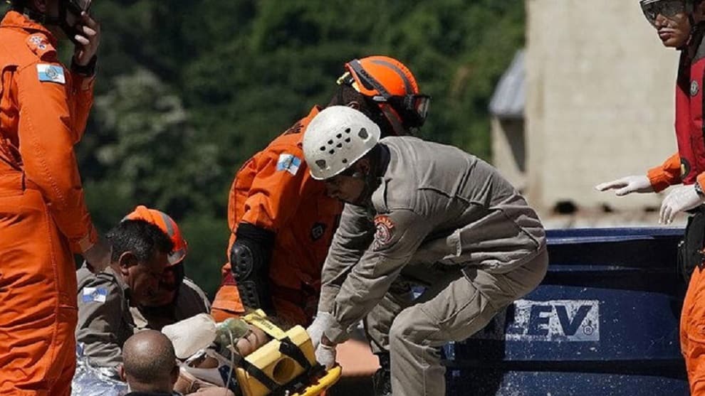Cuerpos de socorro de Brasil.