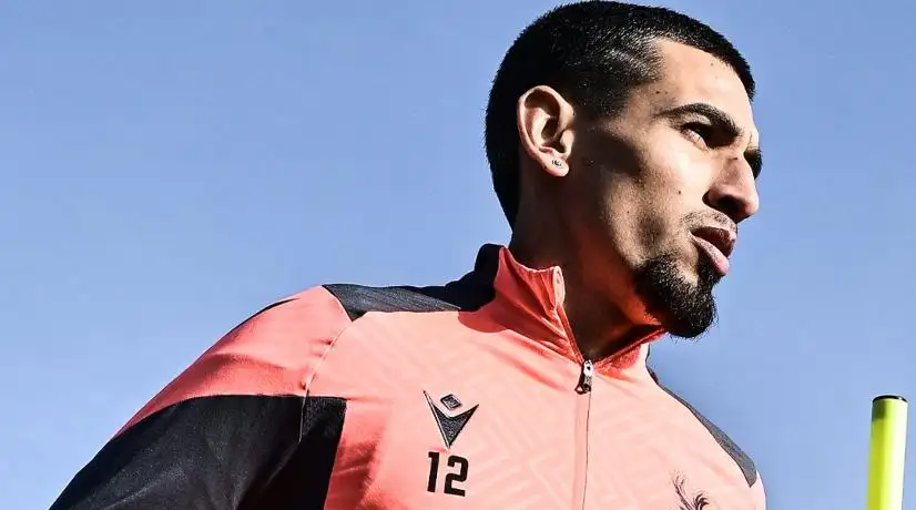 Daniel Muñoz cuenta las horas para debutar con el Crystal Palace