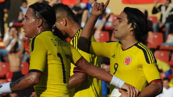 Falcao García celebró el récord de Dayro Moreno: ¡De goleador a goleador!